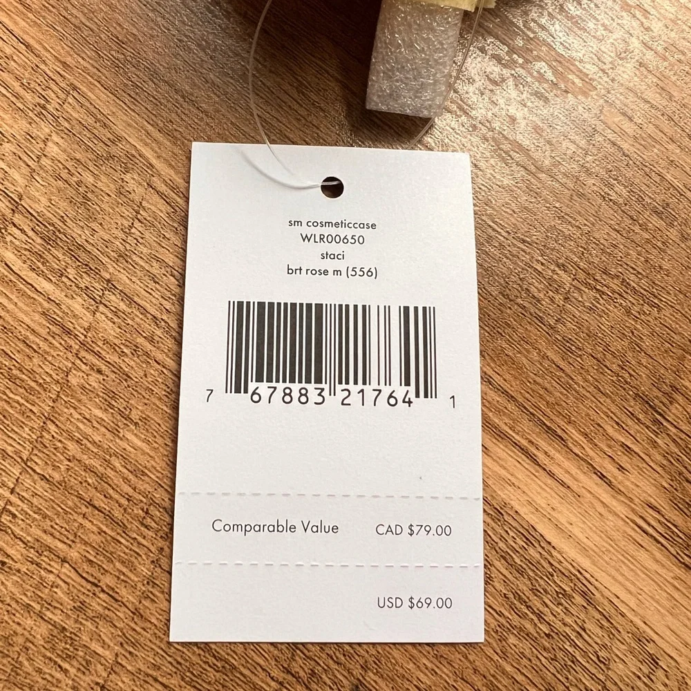 NWT Kate Spade Small Cosmetic Case